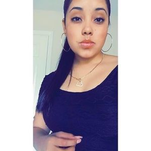 Meet your Posher, Daniela